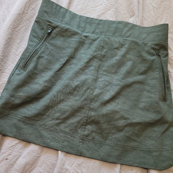 Orvis Sport Tennis Skirt Camo embossed design womens size small - Picture 2 of 10